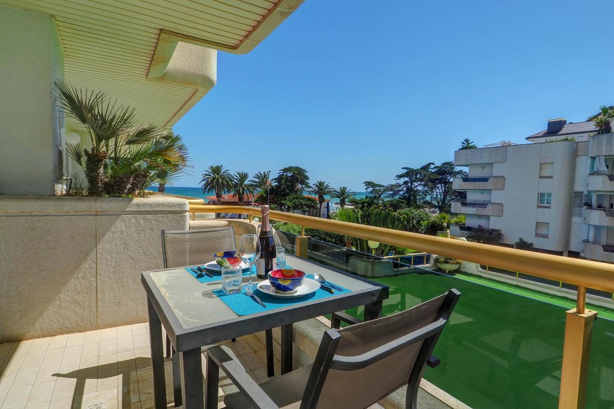 Mediterraneo Seaview Apartment By Hello Homes Sitges Exteriér fotografie
