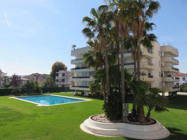 Mediterraneo Seaview Apartment By Hello Homes Sitges Exteriér fotografie